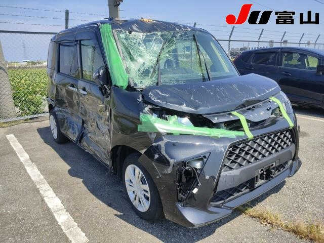 TOYOTA ROOMY 2022