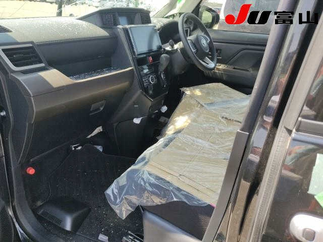 TOYOTA ROOMY 2022