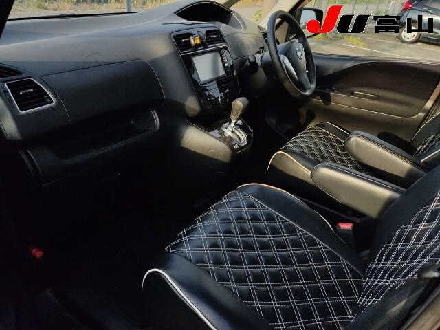 NISSAN SERENA 2012