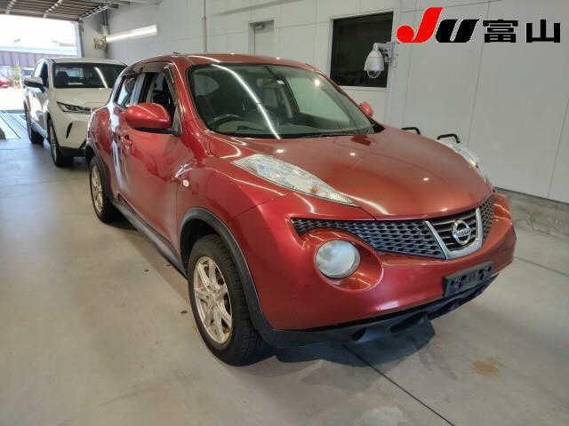 NISSAN JUKE 2010