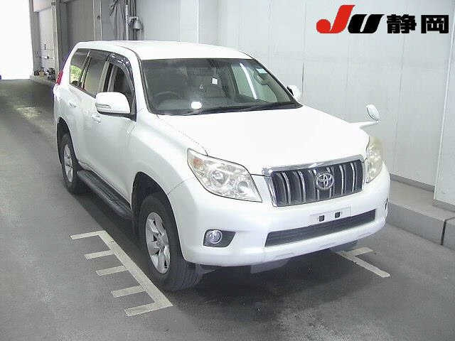 TOYOTA LAND CRUISER PRADO 2013