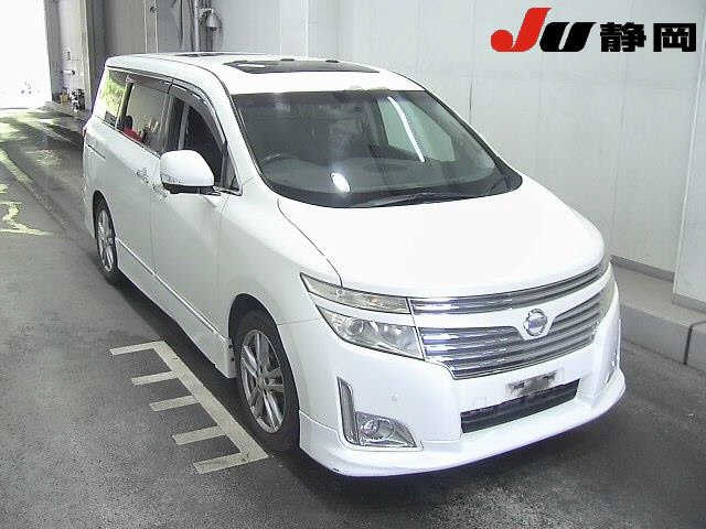 NISSAN ELGRAND 2010