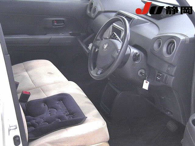 TOYOTA BB 2008