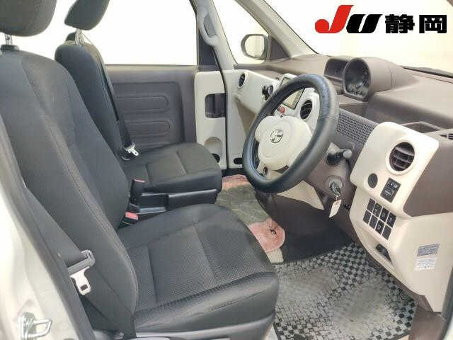 TOYOTA PORTE 2016