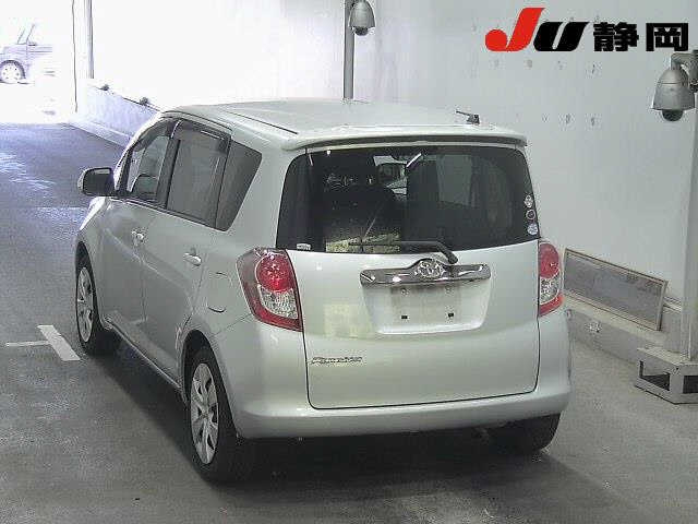 TOYOTA RACTIS 2010