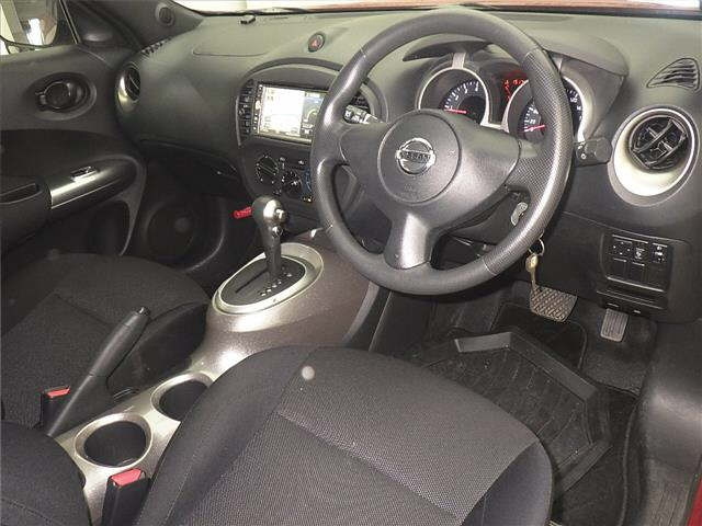 NISSAN JUKE 2010
