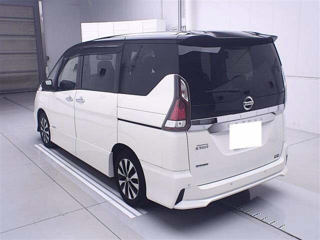 NISSAN SERENA 2019