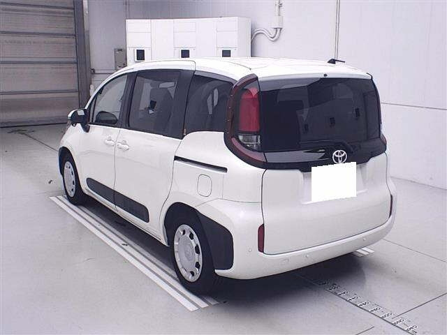 TOYOTA SIENTA 2023