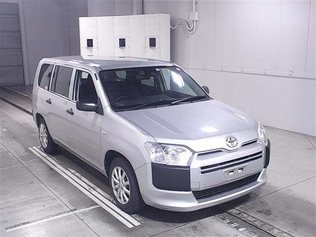 TOYOTA SUCCEED 2019