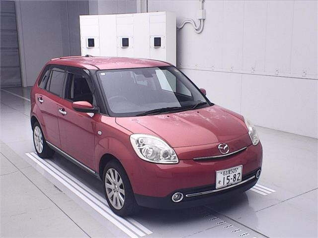 MAZDA VERISA 2010
