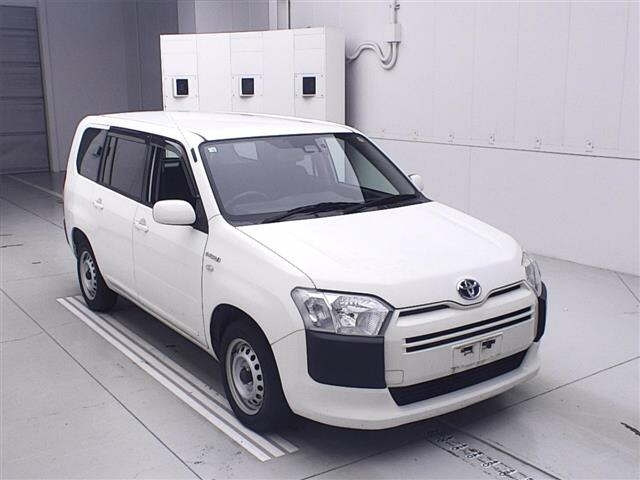 TOYOTA PROBOX 2020