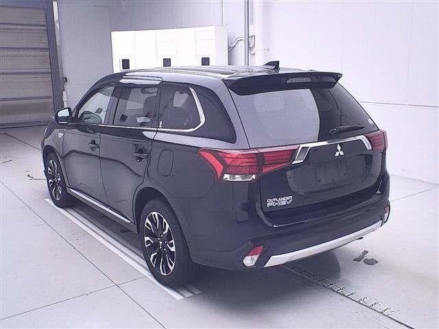 MITSUBISHI OUTLANDER PHEV 2017