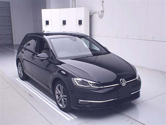 VOLKSWAGEN GOLF 2020