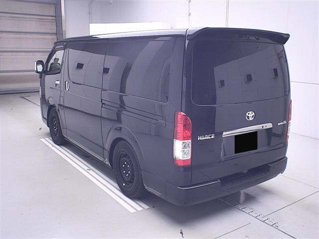 TOYOTA HIACE VAN 2023