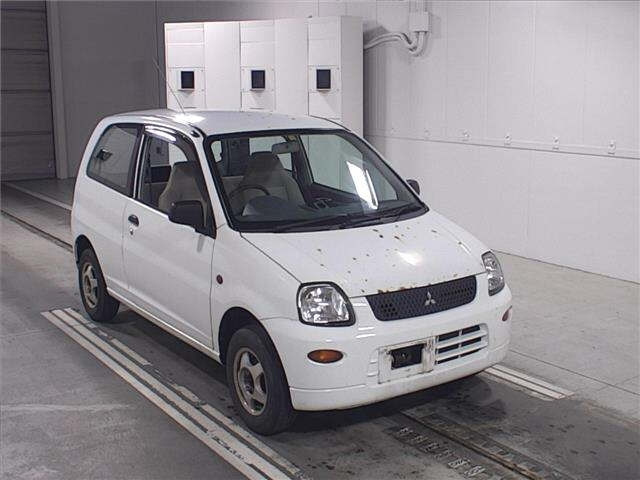 MITSUBISHI MINICA 2011