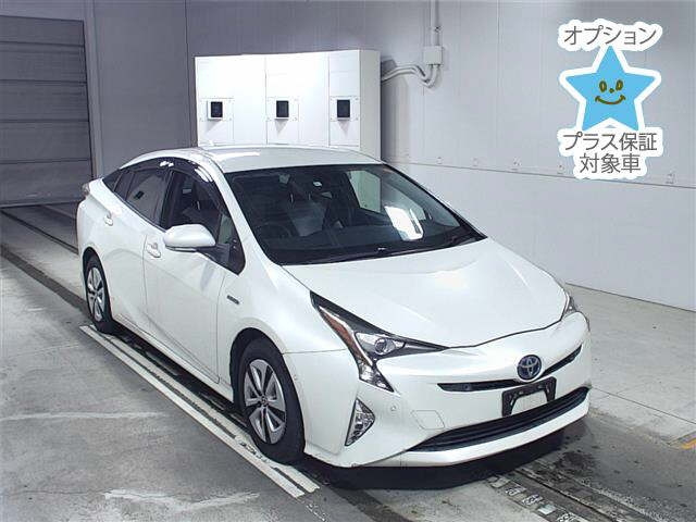 TOYOTA PRIUS 2016