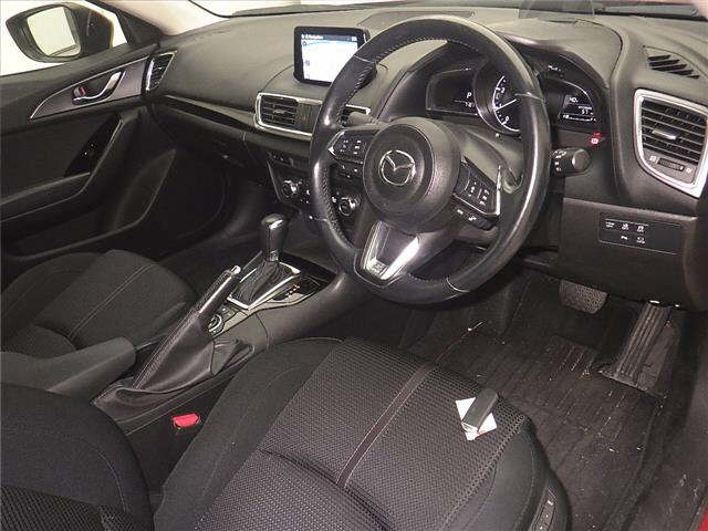 MAZDA AXELA 2018