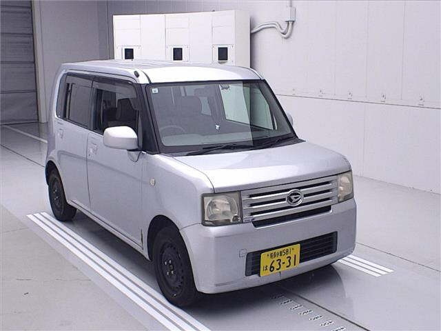 DAIHATSU MOVE CONTE 2011
