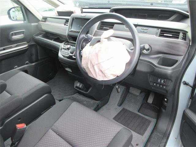 HONDA FREED 2022