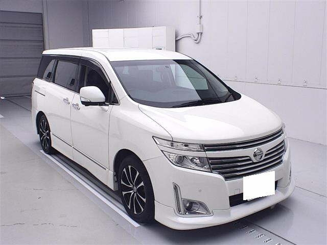NISSAN ELGRAND 2010