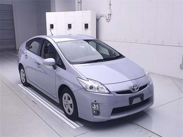 TOYOTA PRIUS 2011
