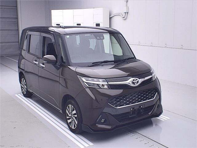 TOYOTA TANK 2019