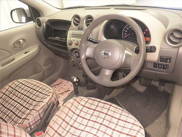 NISSAN MARCH 2010
