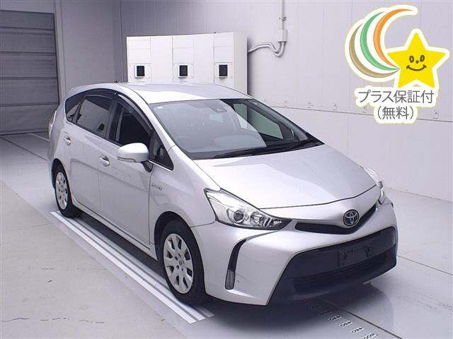 TOYOTA PRIUS ALPHA 2018