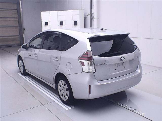 TOYOTA PRIUS ALPHA 2018