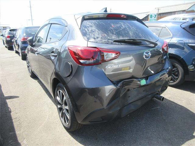 MAZDA DEMIO 2018
