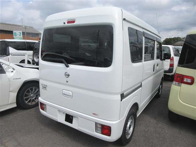 NISSAN CLIPPER VAN 2022