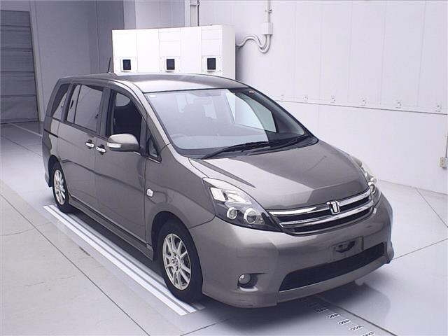 TOYOTA ISIS 2010