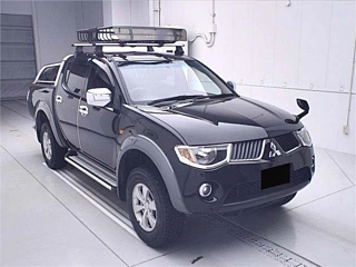 MITSUBISHI TRITON 2009