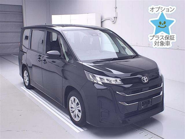 TOYOTA NOAH 2023