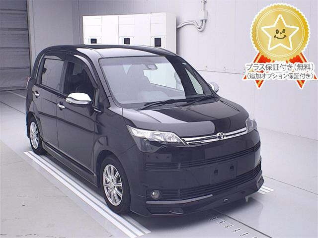 TOYOTA SPADE 2016