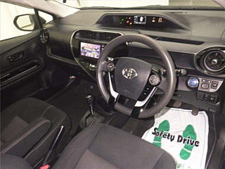 TOYOTA AQUA 2020