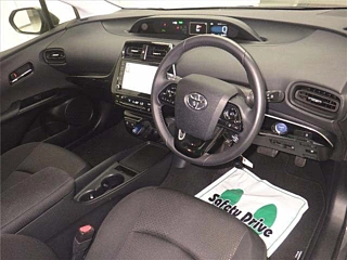 TOYOTA PRIUS 2022