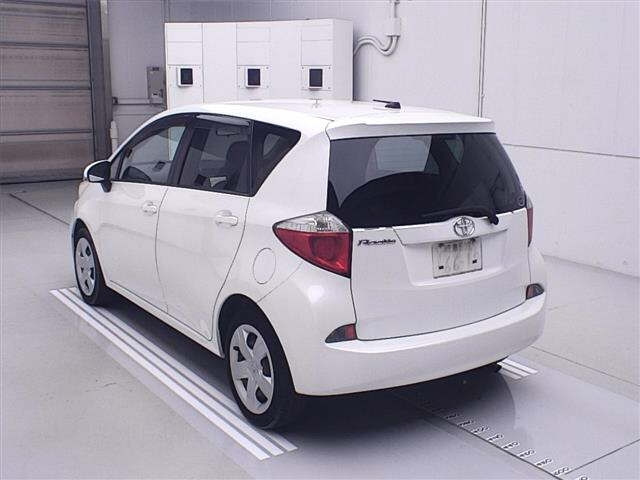 TOYOTA RACTIS 2011