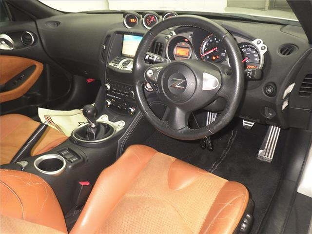 NISSAN FAIRLADYZ 2009