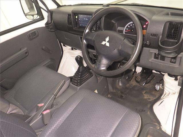 MITSUBISHI MINICAB VAN 2013