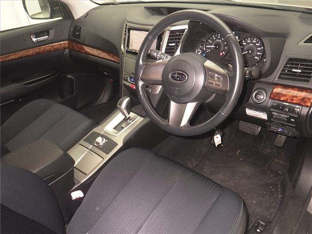 SUBARU LEGACY 2010