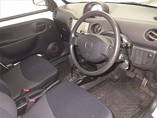 DAIHATSU ESSE 2011