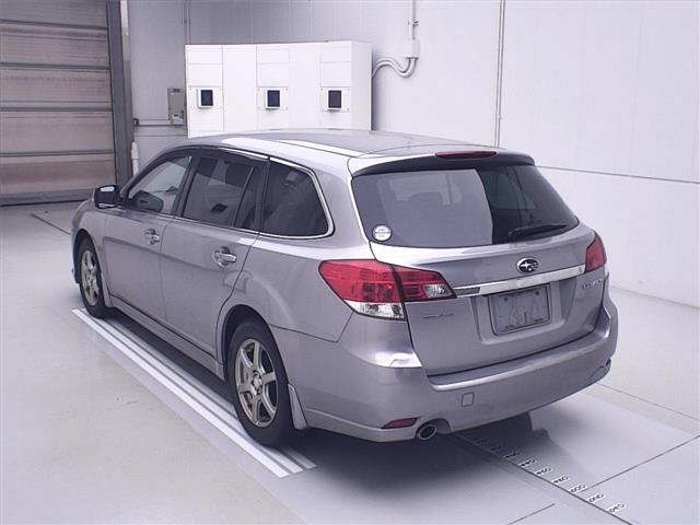 SUBARU LEGACY 2010