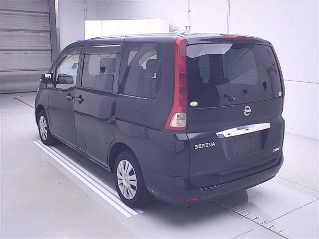 NISSAN SERENA 2010