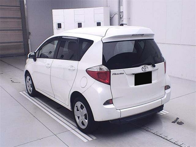 TOYOTA RACTIS 2013