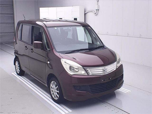 SUZUKI SOLIO 2013