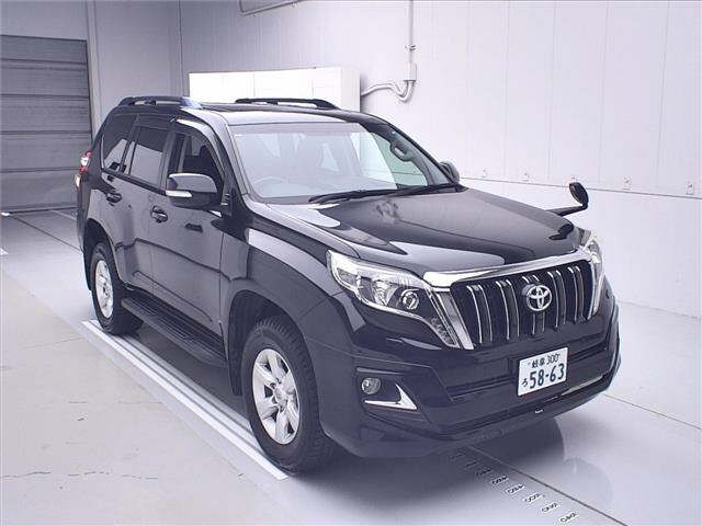 TOYOTA LAND CRUISER PRADO 2017