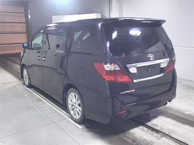 TOYOTA ALPHARD 2010
