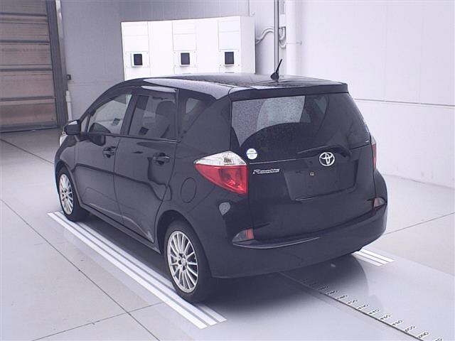 TOYOTA RACTIS 2013