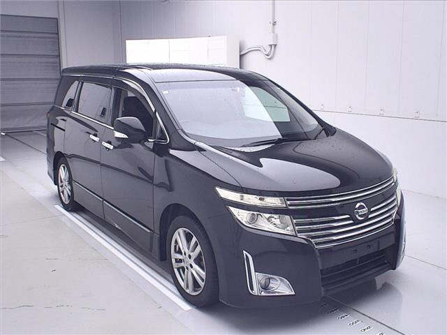 NISSAN ELGRAND 2011